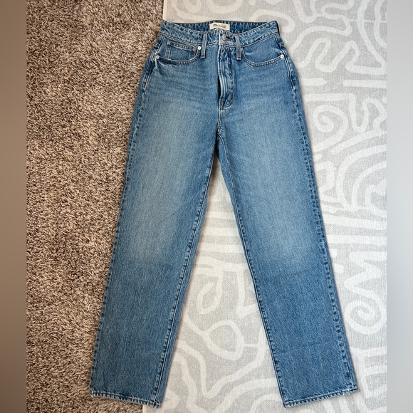 Madewell Curvy Perfect Vintage Straight Jean - Picture 1 of 4